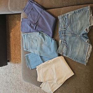 GAP JEANS BUNDLE(3) s27 *PLUS FREE pair of Gap jean shorts w/purchase